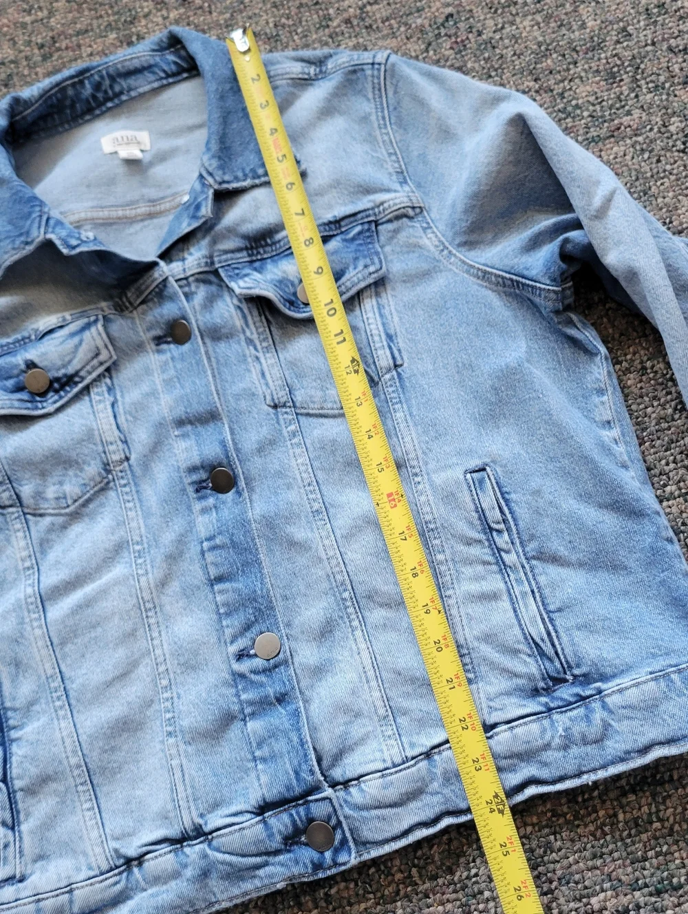 Light Wash Classic Denim Jacket - Picture 10 of 10